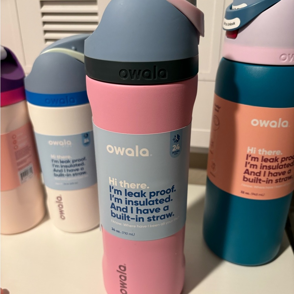 Owala Leak-Proof Water Bottle Collection - Pink, Purple, Blue - Picture 5 of 6